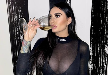 Milan Alexandrea kostenlose nackten archiv