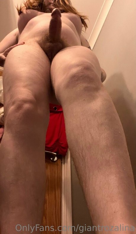 giantrozalina hübsche exklusive bild