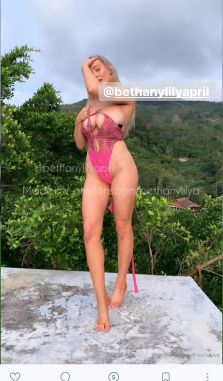 bethanylilyapril porno kunst bild