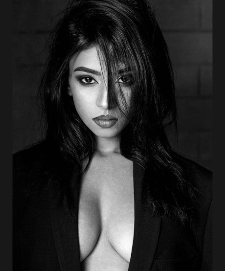 Hashini Guruge Bilder