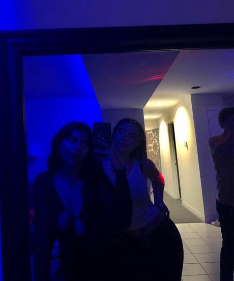 Nada C kunst pornografische bild