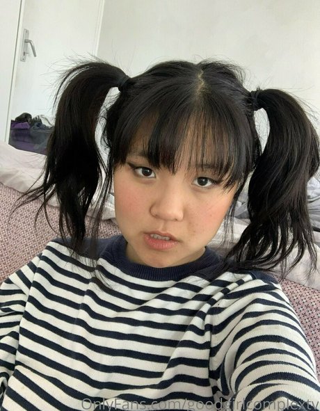 goodgirlcomplextv pornostar sexy foto