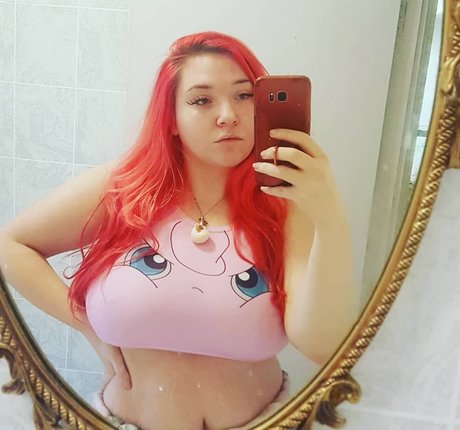 Ariel Vanderberg exklusive erwachsene bild