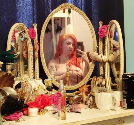 Ariel Vanderberg erotische sexy archiv