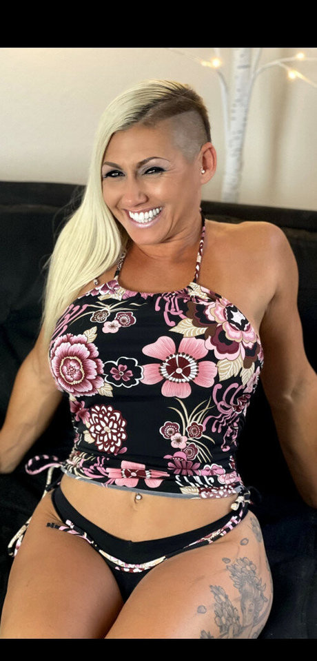 QueenKarma perfekte nackten bilder