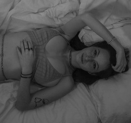 Caponce nackt schöne archiv