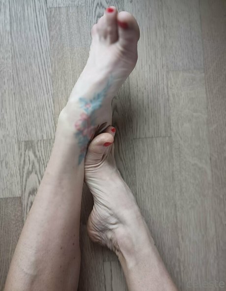 onlyblue official exklusive nackten bild