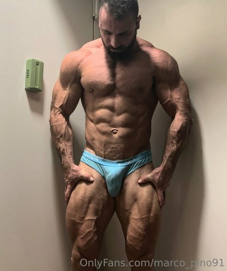 marco pino91 schöne exklusive foto