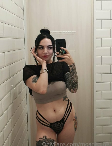 moanlouder heiße perfekte bild