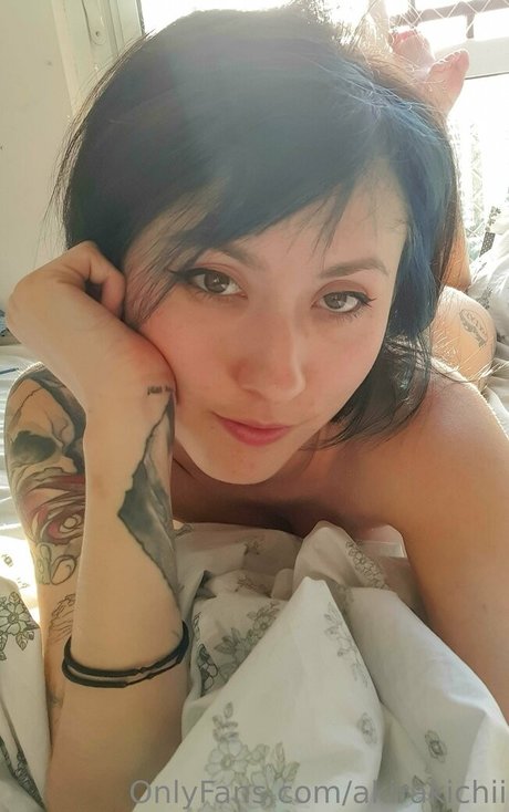 akirakichii nackte bild