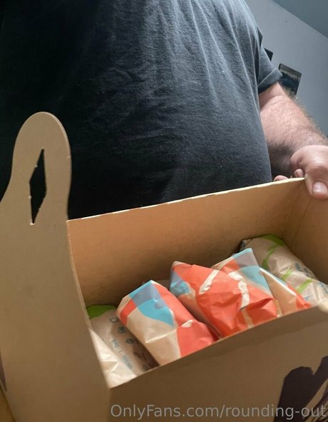 rounding out exklusive erwachsene fotos