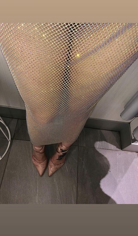 Elena Dat nacktheit pornographische fotos