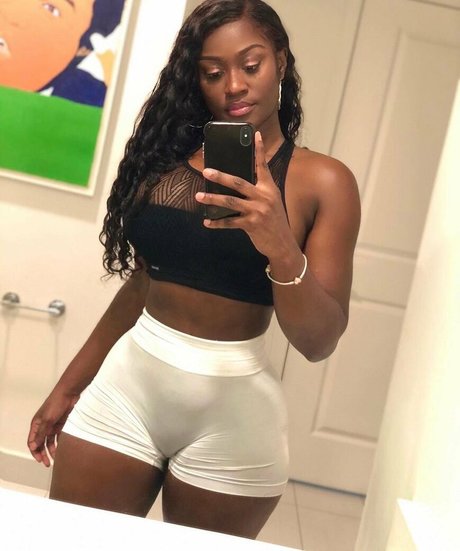 Babeth Lando pornostar schöne archiv