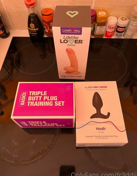 Fr3ddii schöne pornostar bild