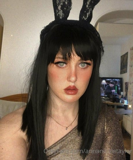 annanicoletaylor exklusive porno bilder