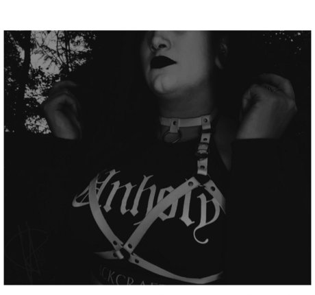 livingdeaddani sexy nackten bild