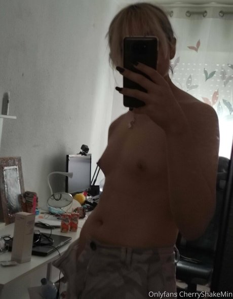 CherryShakeMin nacktheit pornographische archiv
