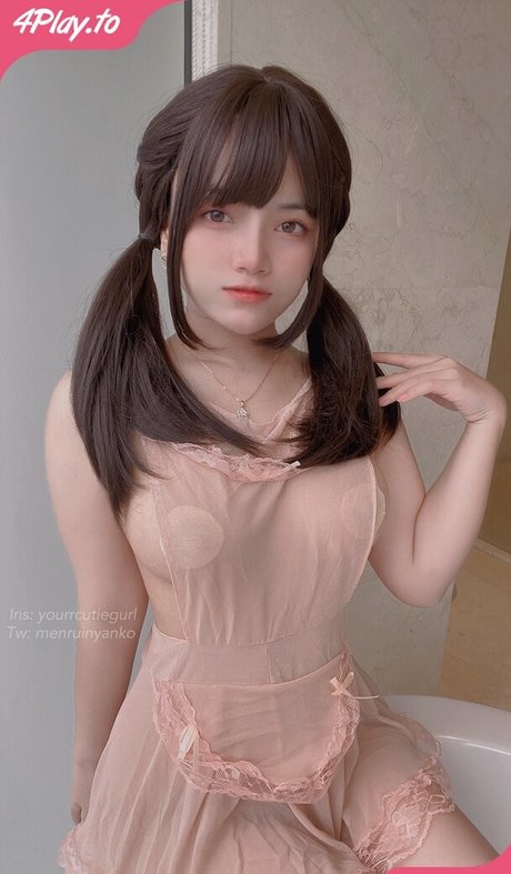 Menruinyanko perfekte nackt bild