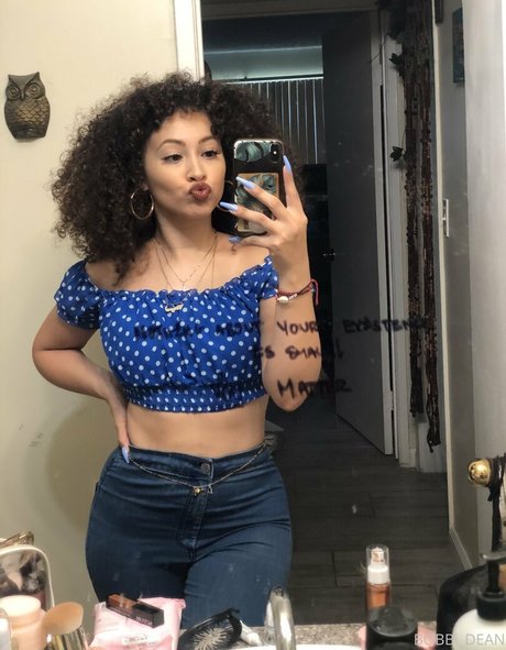 Bobbi dean hübsche nackten galerien