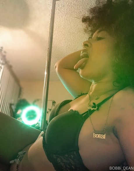 Bobbi dean sexy top galerien