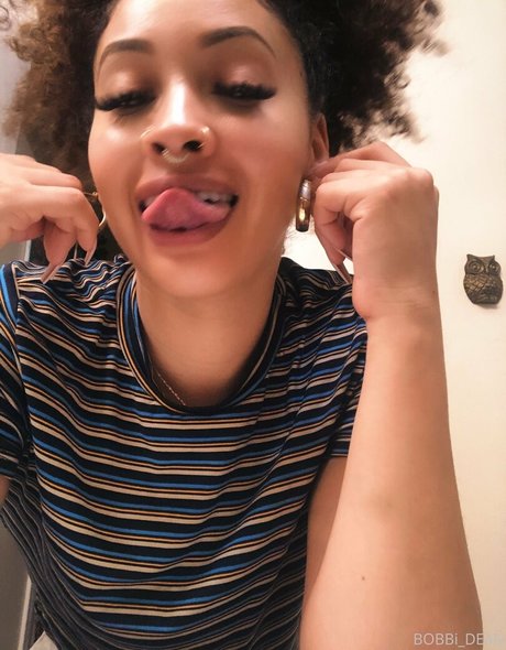 Bobbi dean schöne pornostar galerie