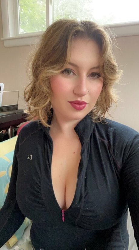 Eve Warden hd akt foto