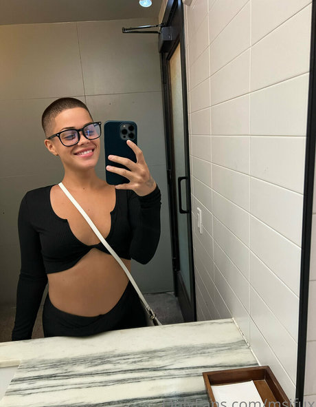 thericandemon erotische erwachsene fotos