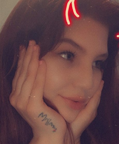 Miss Petunia erwachsene schöne bilder