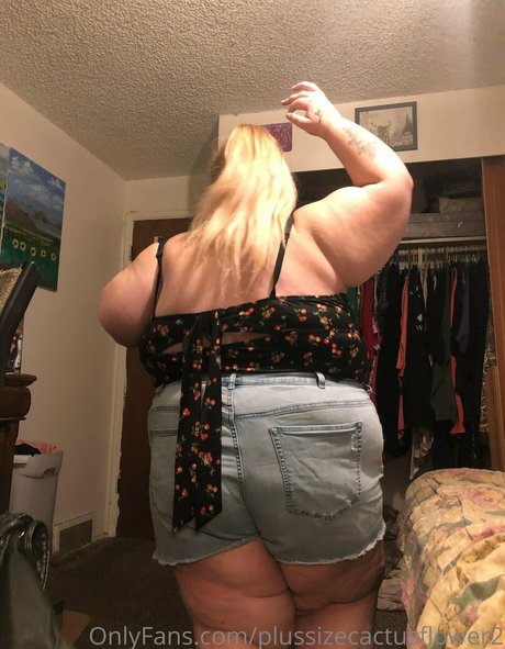 plussizecactusflower2 xxx beste bild