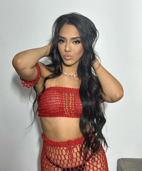 Mariely E Mirella Santos sexy exklusive galerien