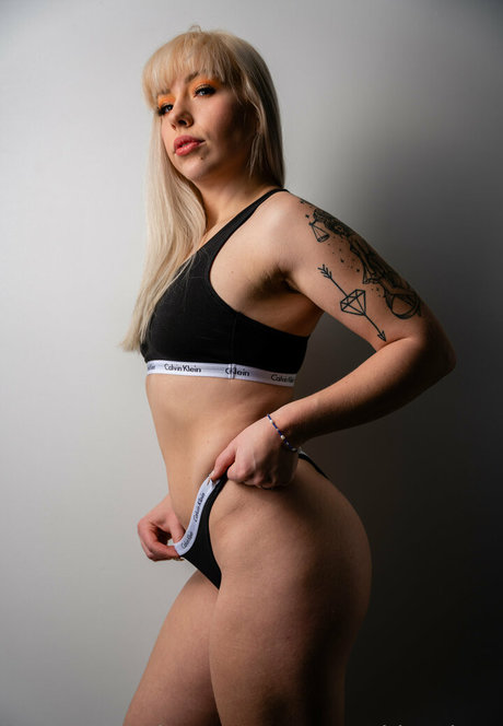 recklessjess free Profilbild