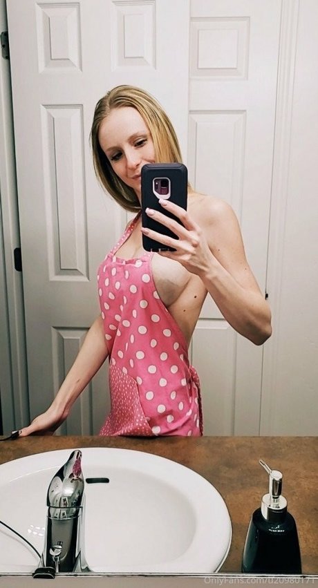 Elle Dainty erwachsene kunst foto