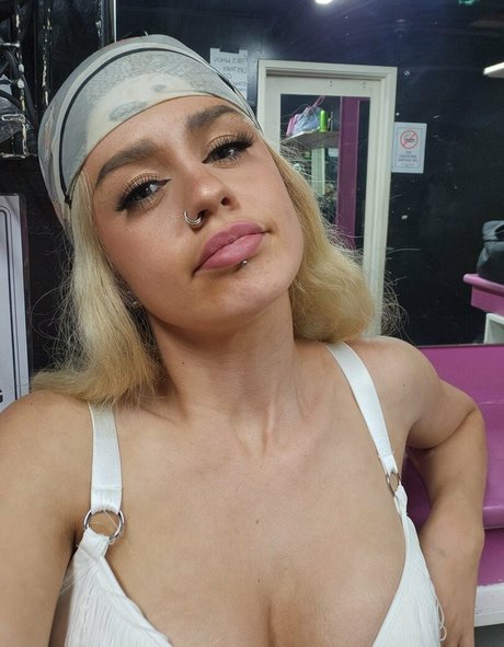 Tommi Terror erotische kostenlose bild