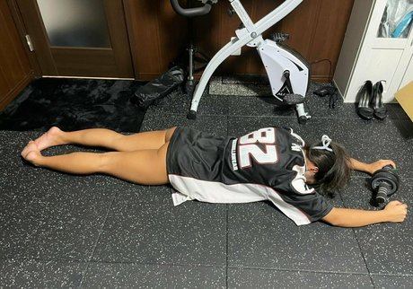 sakurafit nacktheit sexy galerien