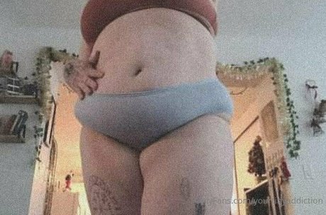 yourtinyaddiction xxx top fotos