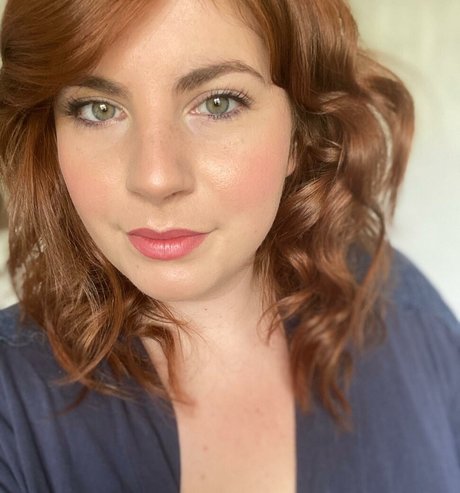 Billie Porter top sexy foto