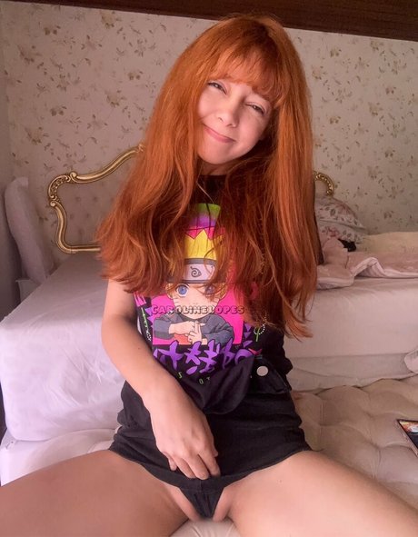 babycaroline69 erotische hd bild