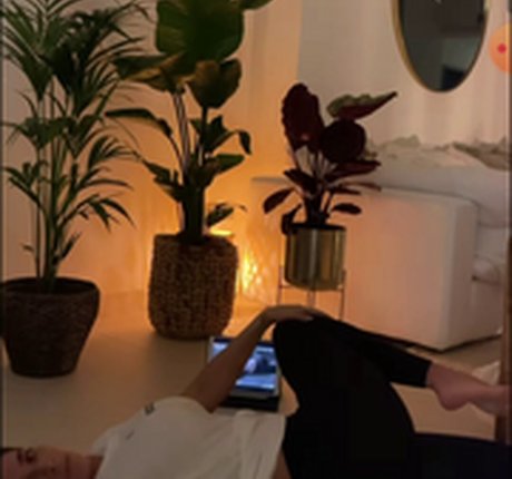 Lamiya Slimani model porno foto