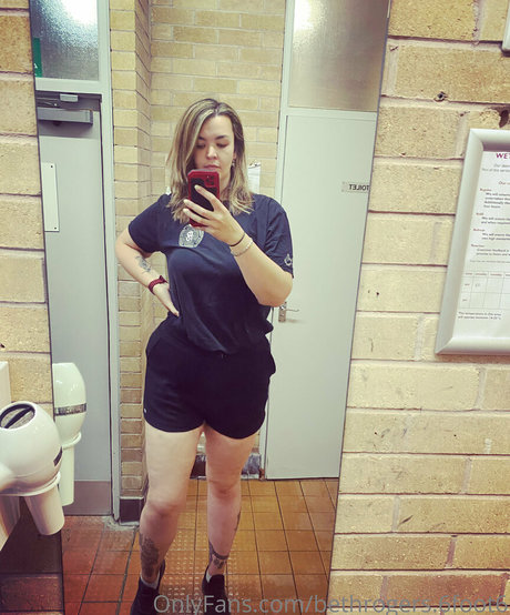 amazonbeth 6foot6 perfekte top bilder