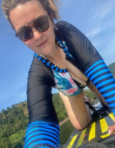 amazonbeth 6foot6 hübsche schöne bild