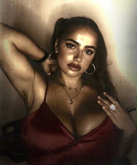 Adva A schauspielerin akt galerien