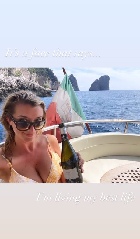 Sarah Champion model perfekte galerie