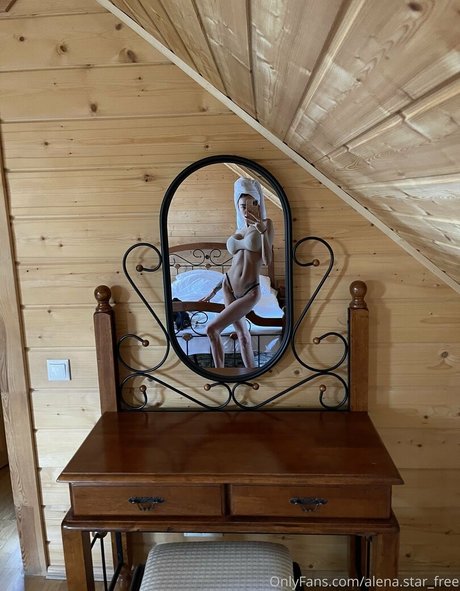 alena omovych free Profilbild