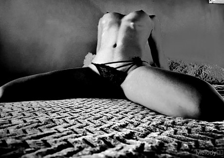 melody love01 perfekte kunst galerie