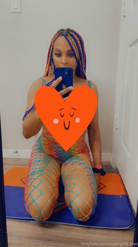 supergirltj free top nackt fotos