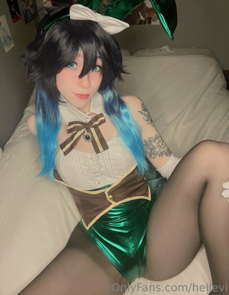 hellevi xxx nette galerien