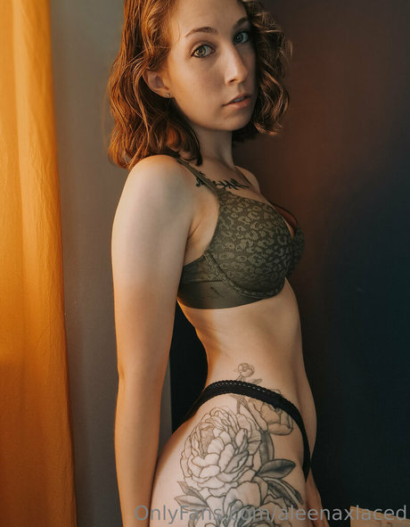 Aleenaxlaced heiße pornostar foto