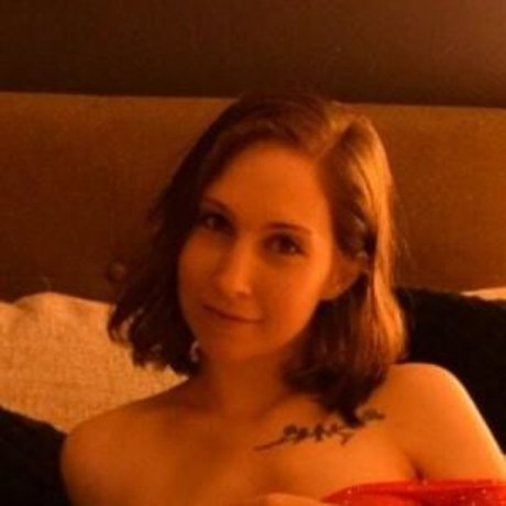 Aleenaxlaced hd archiv