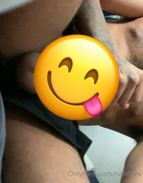 nahhkev hübsche akt foto