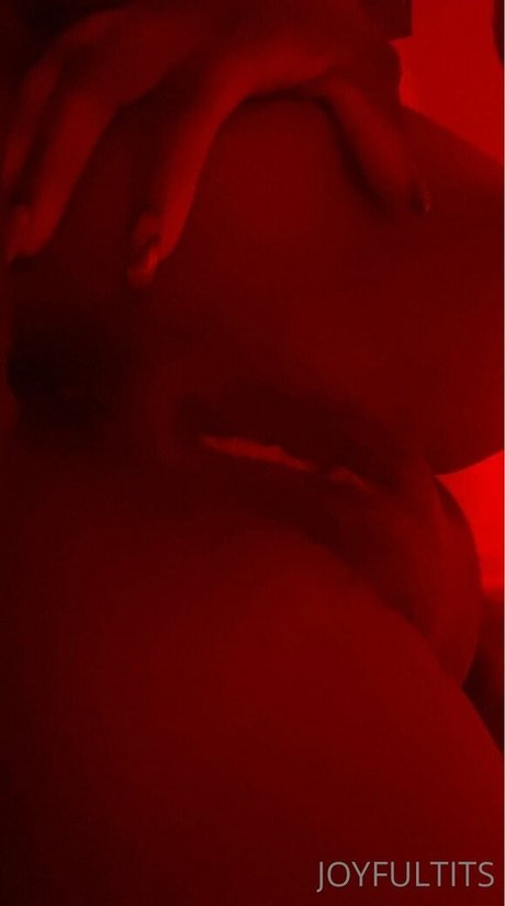 joyfultits nackt pornostar fotos